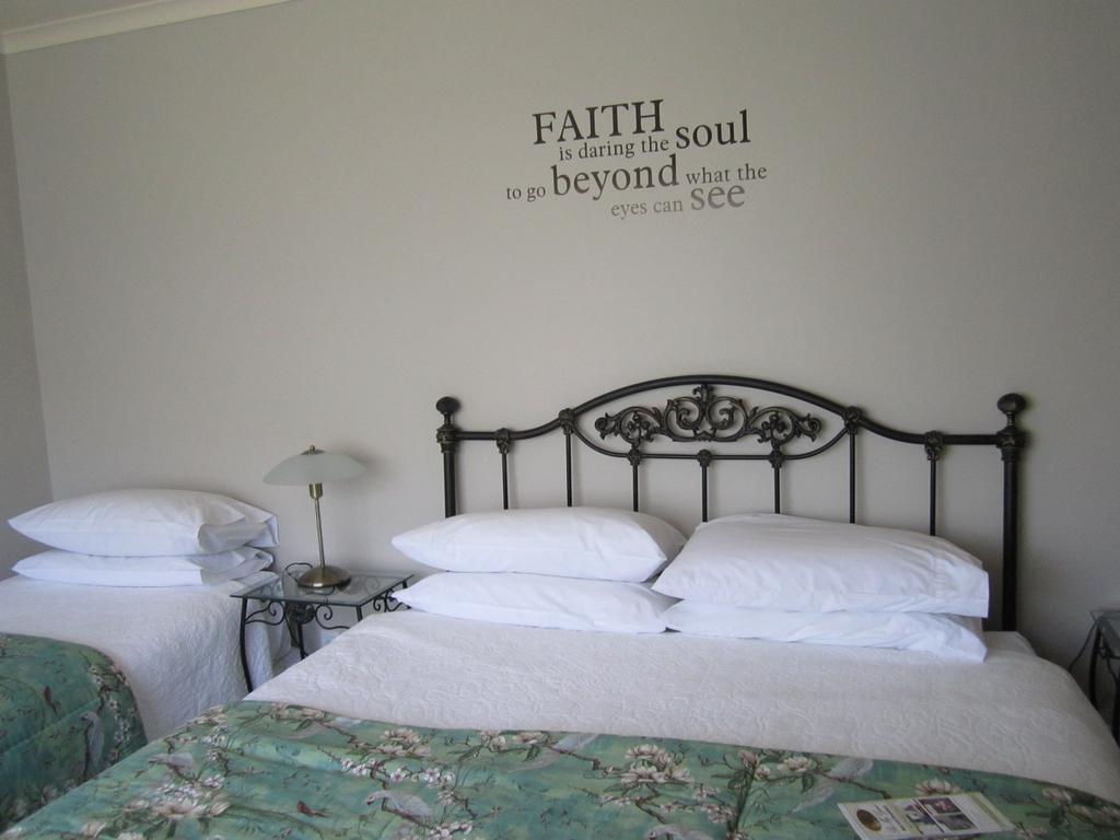 Be My Guest Bed & Breakfast 新普利茅斯 客房 照片