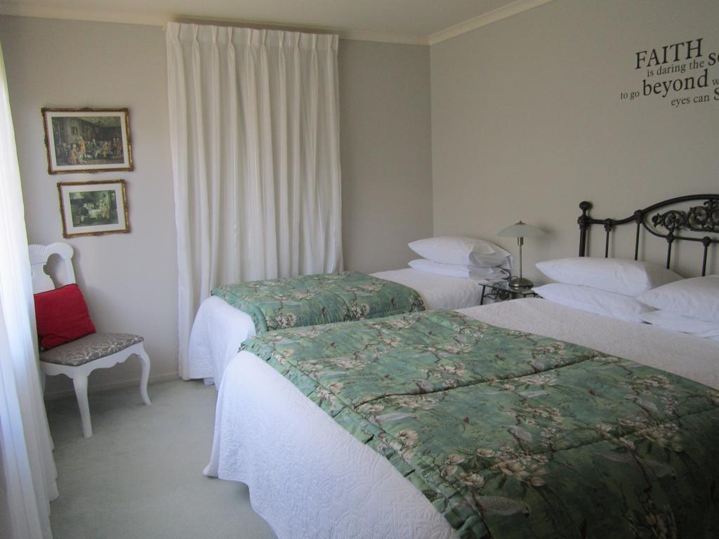 Be My Guest Bed & Breakfast 新普利茅斯 客房 照片